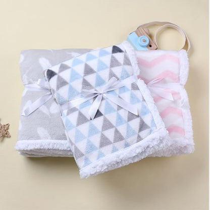 Couverture bébé bleu rose gris