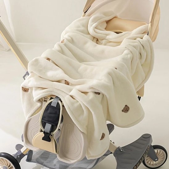 Couverture bebe large ourson sur poussette