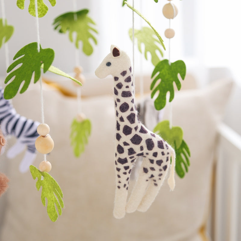 mobile musical pour bébé girafe