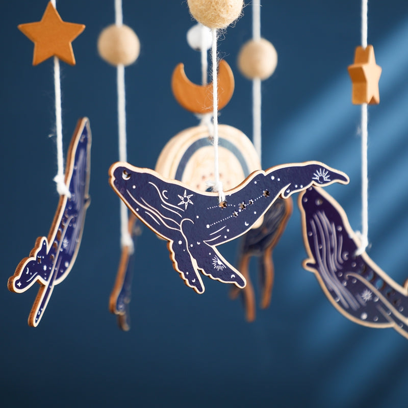 mobile musicale baleine nage