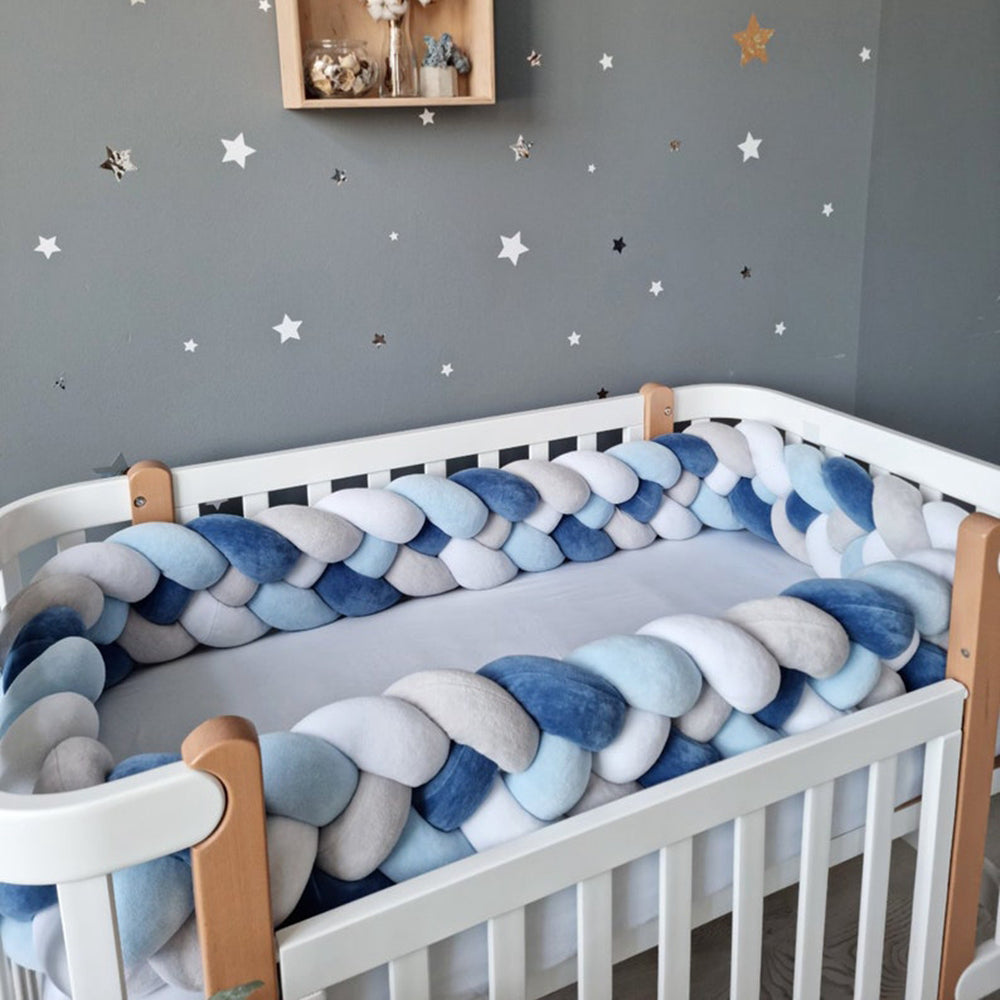 tour de lit bébé brins bleu chambre