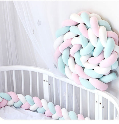 tresse de lit 3m blanc rose bleu au mur